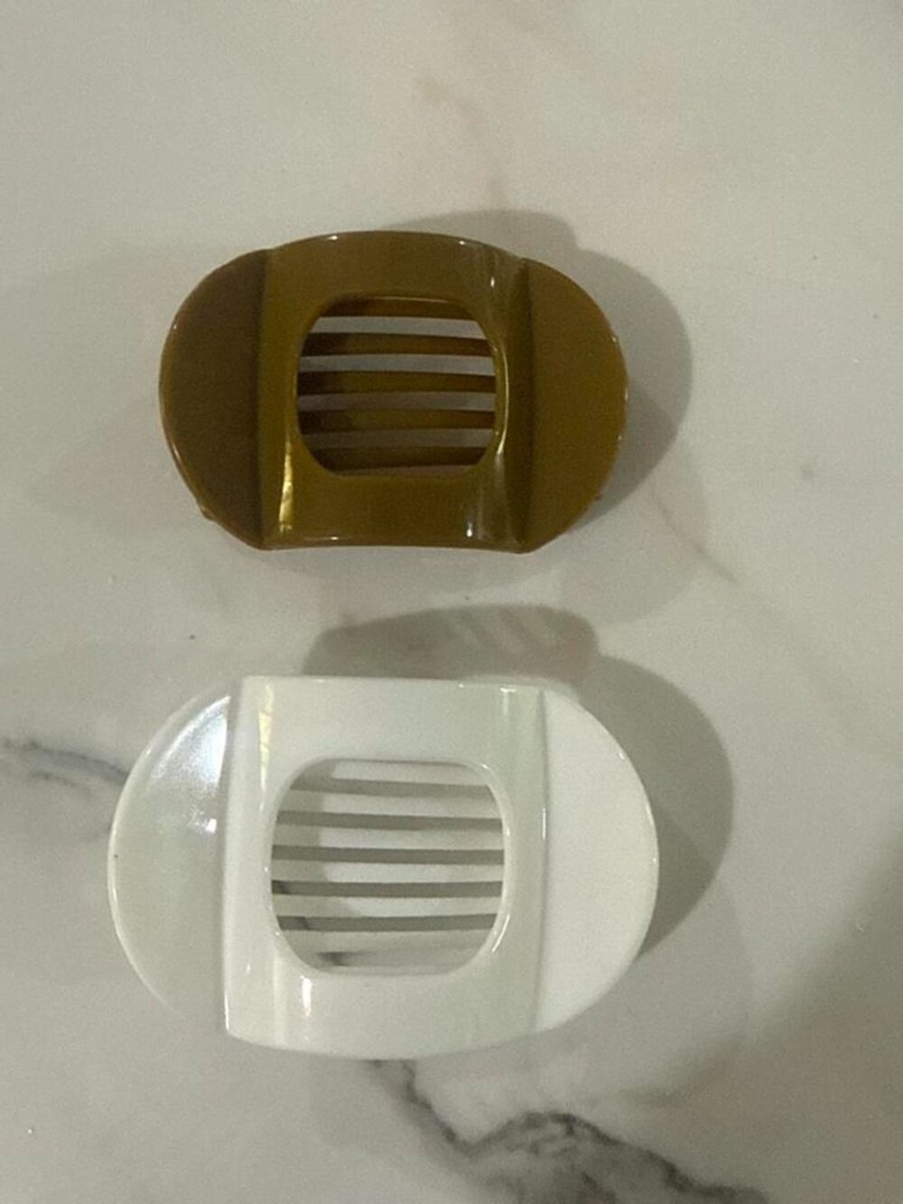 White and gold hair clips set